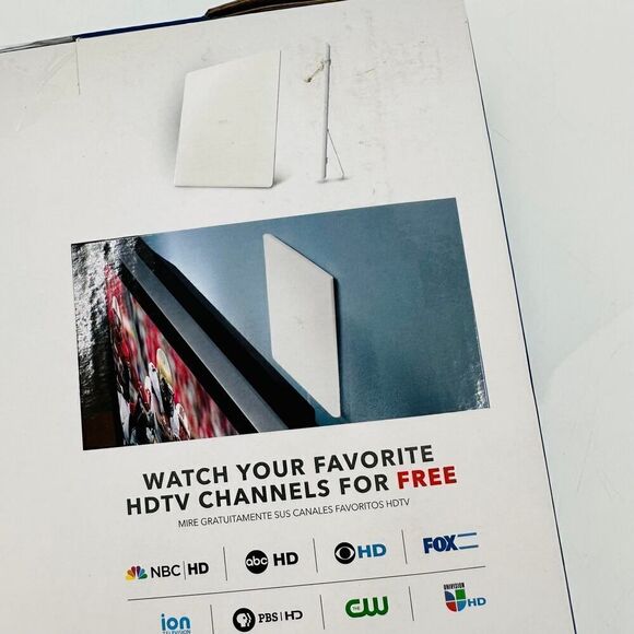 RCA Indoor Flat HDTV Multi-Directional Antenna 40 Mile Range White Digital NIB - Picture 9 of 13